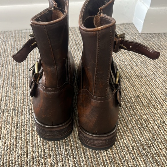 New. Treasure and bond brown distressed looking moto boot - Picture 5 of 6